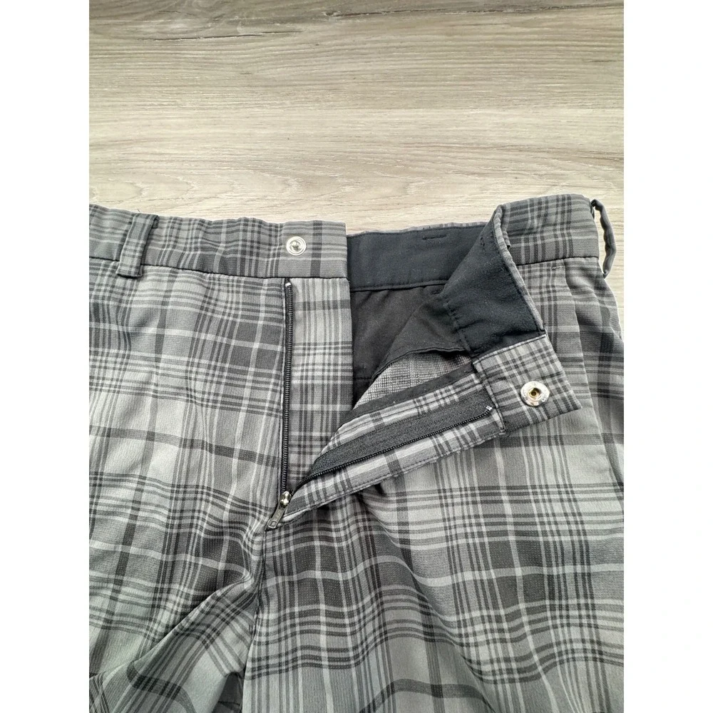 Nike Golf Mens Dri-FIT Plaid Shorts Grey Black Size 30 Performance‎ Activewear